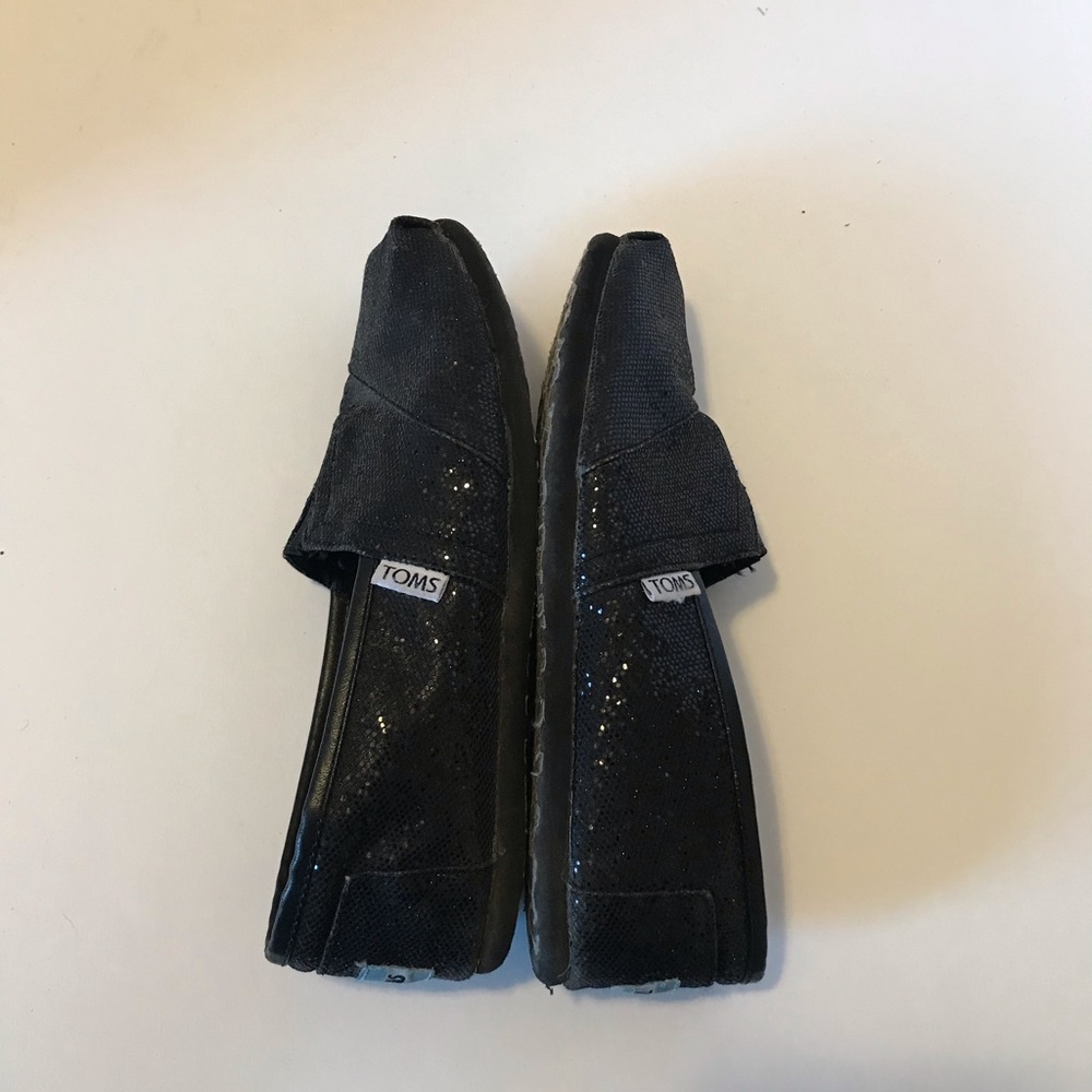 Toms - Picture 4 of 6